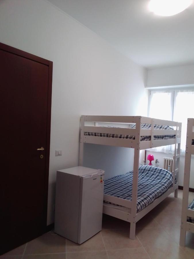 Gigli, Rooms Con Cucina In Comune E Terrazza Milan Bagian luar foto