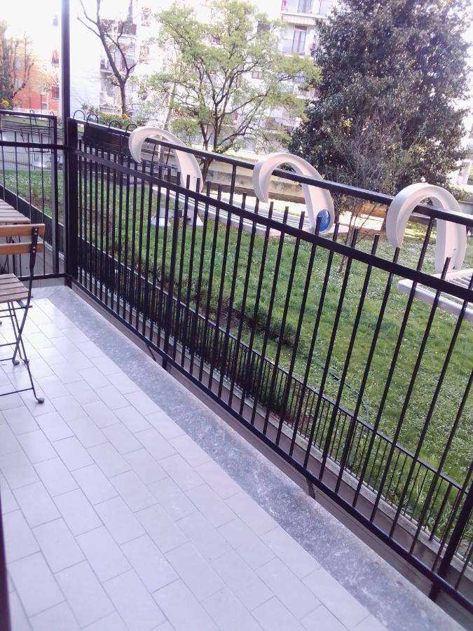 Gigli, Rooms Con Cucina In Comune E Terrazza Milan Bagian luar foto