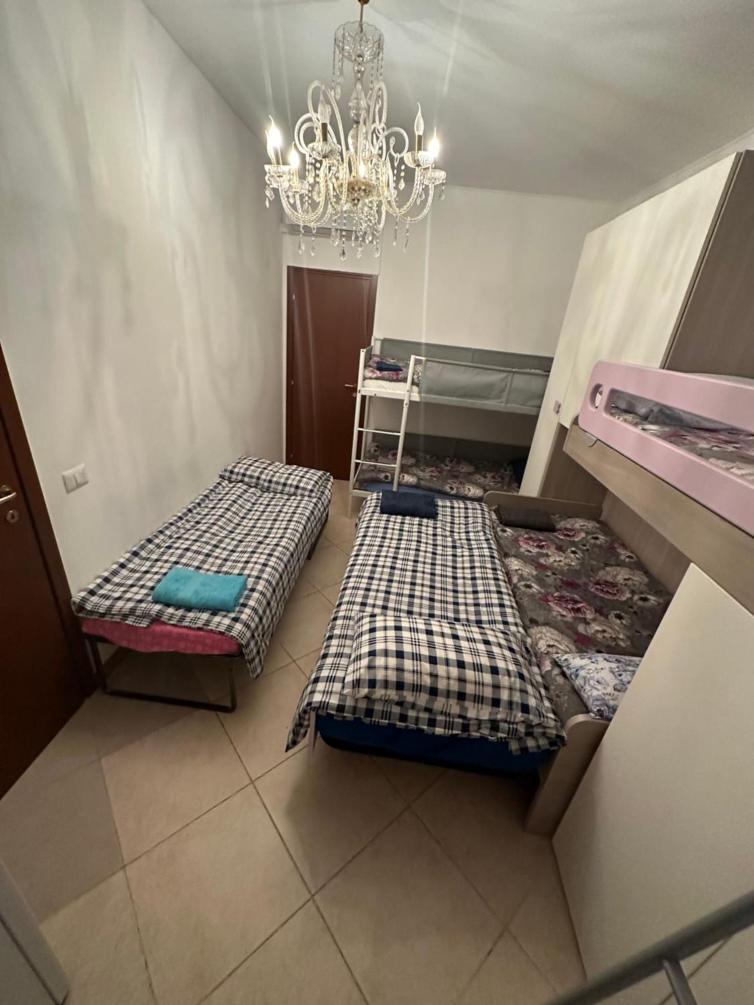 Gigli, Rooms Con Cucina In Comune E Terrazza Milan Bagian luar foto