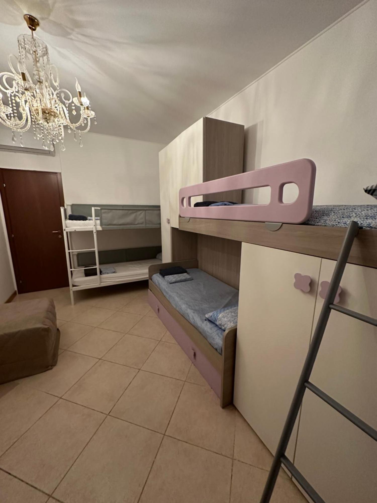 Gigli, Rooms Con Cucina In Comune E Terrazza Milan Bagian luar foto