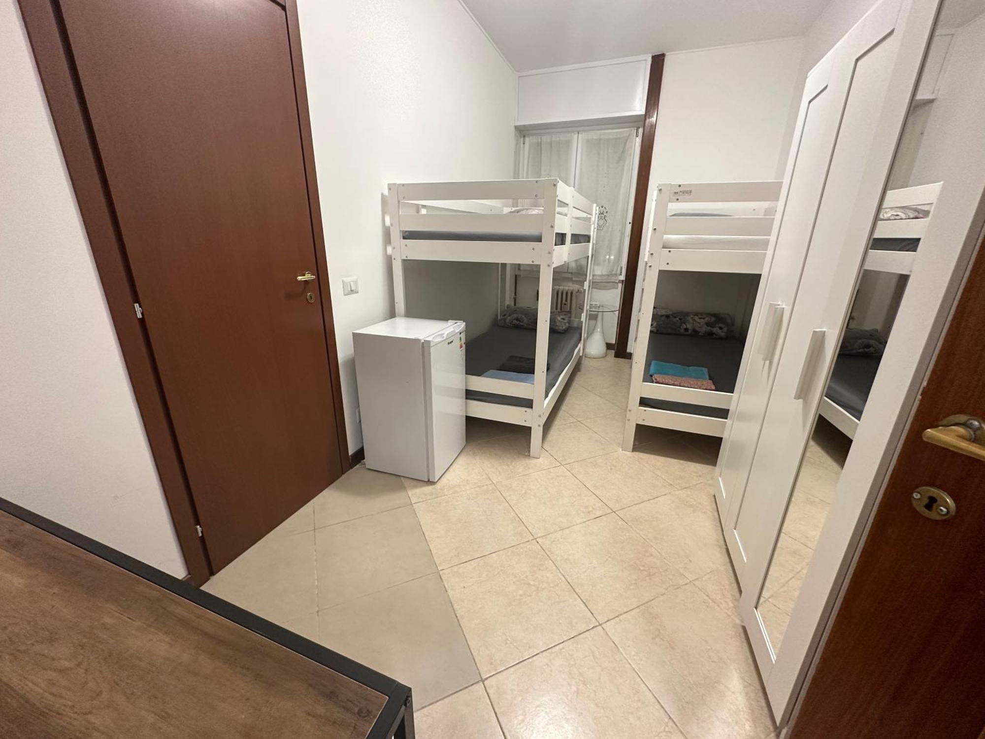 Gigli, Rooms Con Cucina In Comune E Terrazza Milan Bagian luar foto