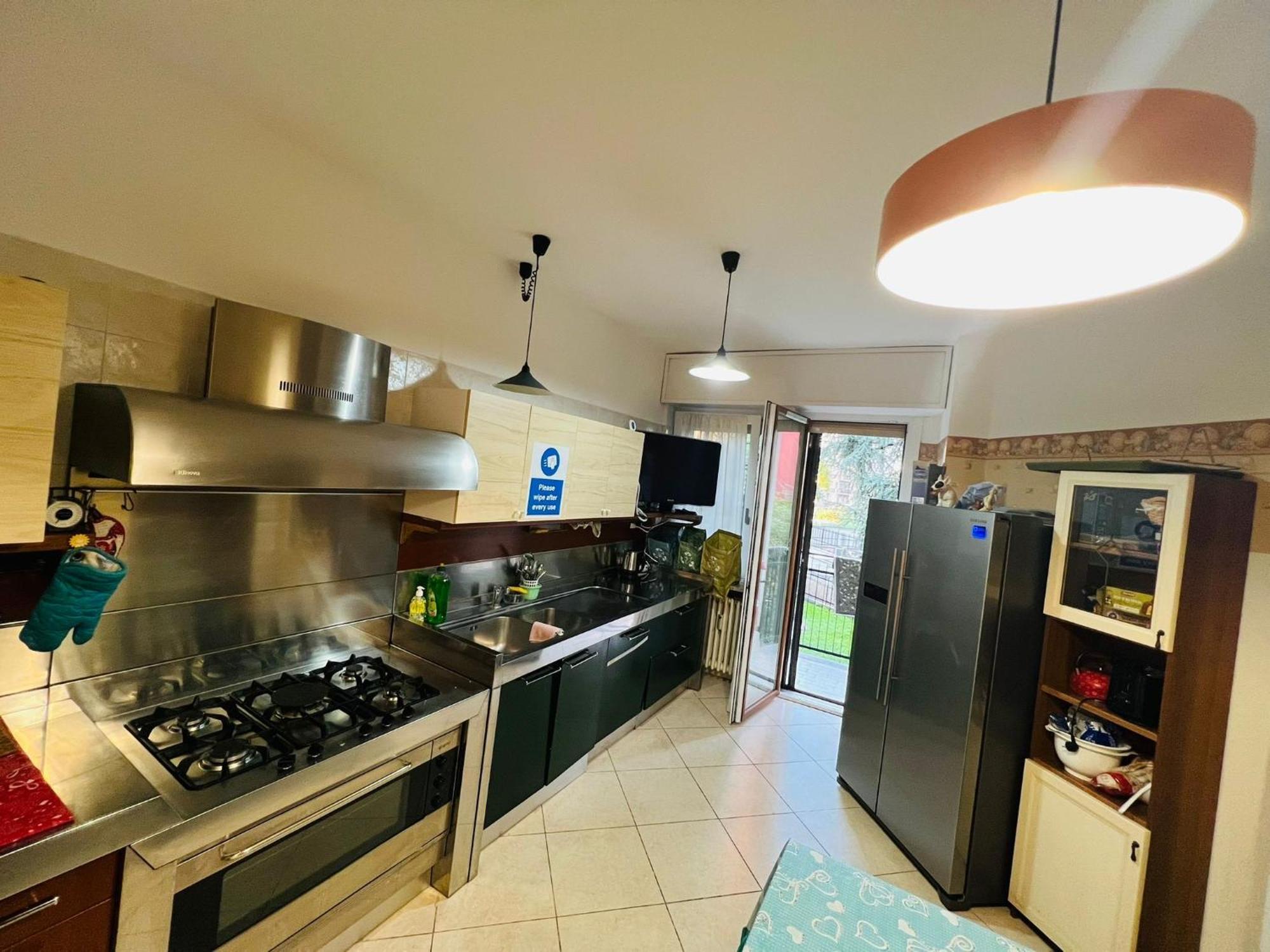 Gigli, Rooms Con Cucina In Comune E Terrazza Milan Bagian luar foto