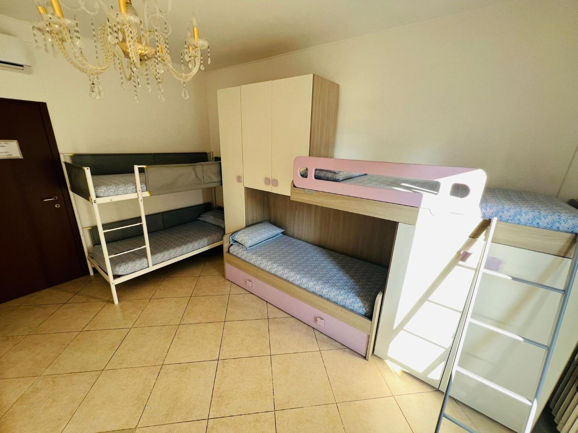 Gigli, Rooms Con Cucina In Comune E Terrazza Milan Bagian luar foto