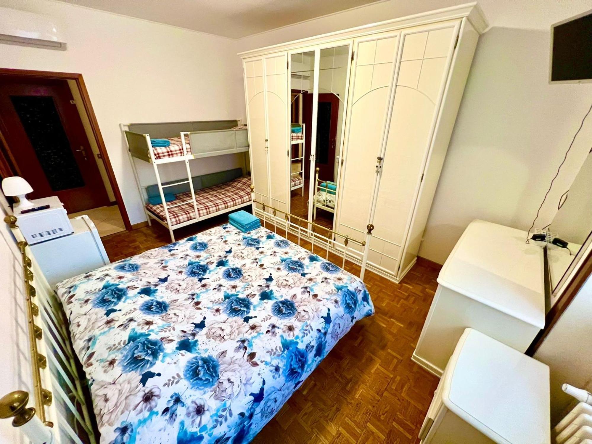Gigli, Rooms Con Cucina In Comune E Terrazza Milan Bagian luar foto